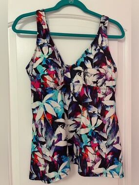 Swimsuits For All Floral Tankini Top 12